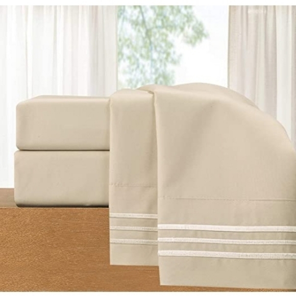 Lux Bed Sheet Set - Queen | choose ONE color | Lavender or Beige - Picture 5 of 6